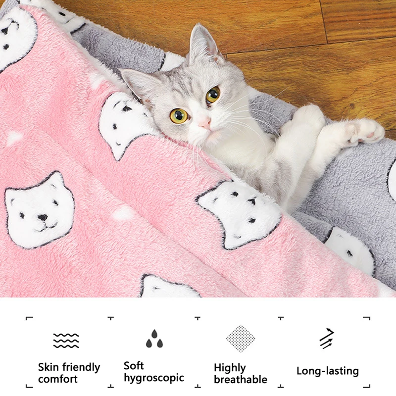 Tapis de couchage épais en flanelle respirante pour petits chiens et chats . – Image 3